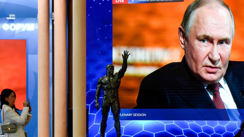 putin avertizeaza asupra riscului unui conflict global despre ucraina pamantul pe care calca un soldat rus este al nostru 6855b01020865