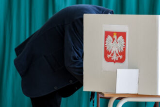 record de prezenta la vot in polonia 7131 dintre polonezii cu drept de vot au mers la urne in turul ii al prezidentialelor 683d5a1224b89