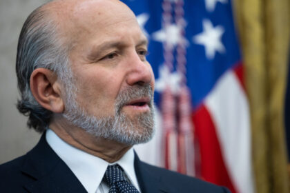 secretarul pentru comert al sua critica decizia instantei in cazul taxelor vamale stati linistiti tarifele comerciale nu dispar 683d4f838fbe3