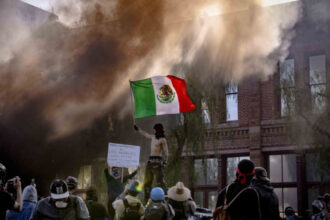 simbolul protestelor din los angeles care a starnit furia republicanilor este absolut nebunesc 684a51ff35d9f