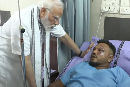 supravietuitorul accidentului air india este macinat de vinovatie pentru moartea fratelui sau ar fi trebuit sa stam impreuna 6854dd5ea6a54