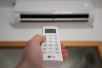 tara care vrea sa limiteze temperatura aerului conditionat sunt vizate si aparatele din case si cele din masini 684a5a3262c61