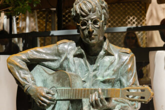 te iubesc te rog sa ma astepti o scrisoare a lui john lennon catre prima sotie a fost scoasa la licitatie suma ceruta 684adb1eab35a