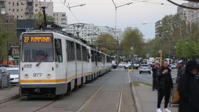 tramvai deraiat pe bulevardul theodor pallady din bucuresti circulatia liniilor 19 27 si 49 este blocata 6841ac146fecb