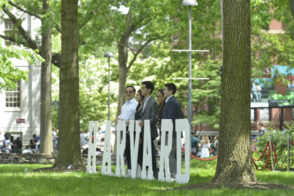 trump suspenda intrarea in statele unite a studentilor internationali care vor sa studieze la harvard reactia universitatii 68414d6738746