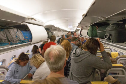 ue va interzice companiilor aeriene taxarea suplimentara pentru bagajele de mana ce inseamna acest lucru pentru pasageri 685c55993cf23