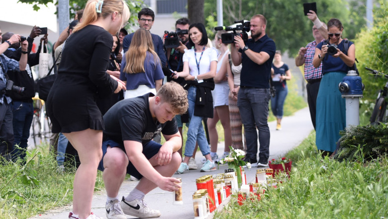 unul dintre cei doi elevi romani raniti in atacul din austria impuscat de patru ori a fost operat de urgenta ce spune mama lui 684998d3d050b