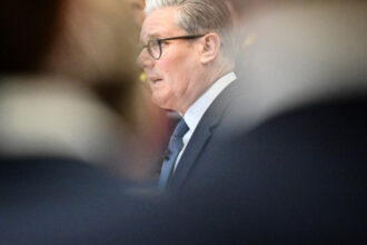 unul dintre ucrainenii suspectati pentru incendierea proprietatilor premierului starmer a fost probabil recrutat de rusia prin telegram 683ef8e33b9f4