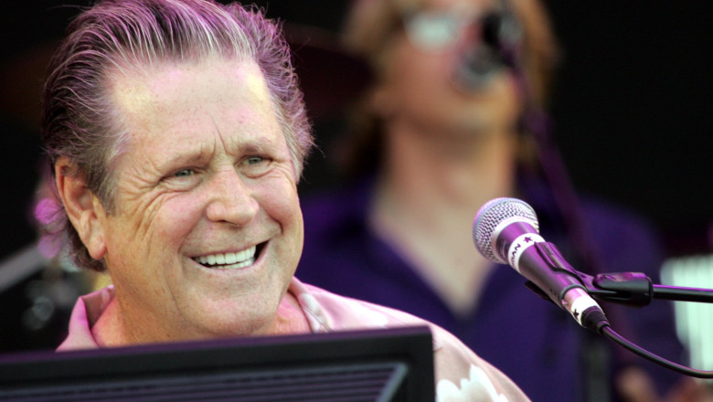 video cantaretul brian wilson cofondator al trupei americane the beach boys a murit la varsta de 82 de ani 684a50d4ae93e