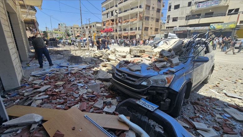 video cel putin un mort si 21 de raniti in urma unor atacuri in liban israelul acuza hezbollah de stocarea de arme 685f854c5f962