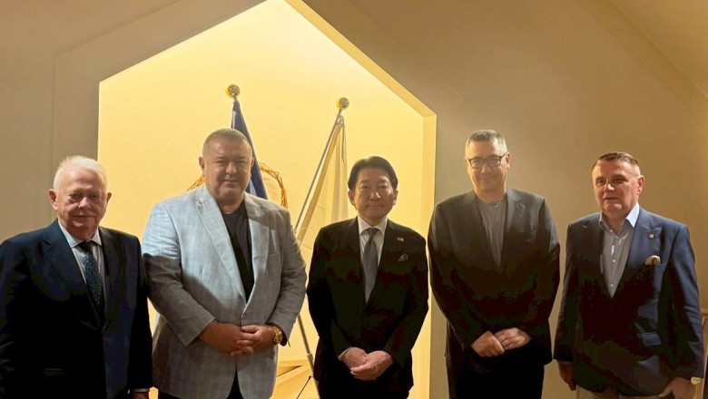 video controversa legata de trimisii romaniei la osaka 2025 viorel hrebenciuc si victor ponta printre cei ajunsi in japonia reactia mae 68624450bd40a