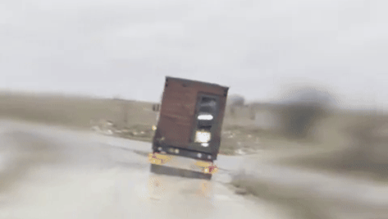 video cum arata casele de a gata in care ucrainenii au ascuns dronele cu care au decimat flota aeriana nucleara a rusiei 6841db3365a0d