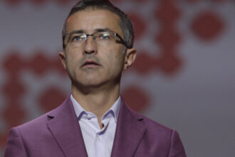 video dragos benea il critica pe sorin grindeanu pentru intrarea la guvernare nu a prezentat planul fiscal stim ca nu stim in ce intram 6856d74ae3a5d