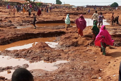 video inundatii puternice in nigeria peste 200 de morti dupa ce apele au inghitit localitati intregi 683efc66dffb0