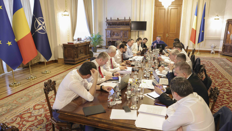 video liderii psd pnl usr si udmr au stat pana la miezul noptii la cotroceni cu ce concluzii au plecat de la intalnirea cu nicusor dan 6853d92bb7ed4