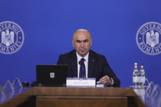 video primele masuri de austeritate plafonarea sporurilor pentru unii bugetari va fi pe masa guvernului in sedinta de astazi 685e25b31d331