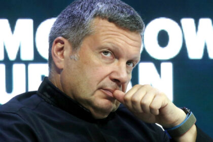 vladimir soloviov propagandistul lui putin vrea bombardarea aerodromurilor din romania care ar fi folosite de forte ucrainene 6846af81be466