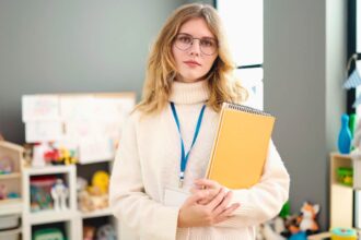 11 ways teachers can instantly tell when a kid in their class wasnt raised right 686721bc26523