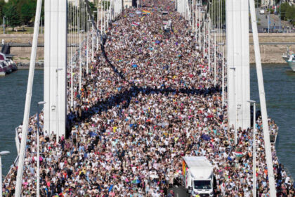 analiza cum a incetat orban sa mai fie temut si a inceput sa fie ridiculizat de ce parada pride s a transformat intr un dezastru pentru el 68651fe4ce711