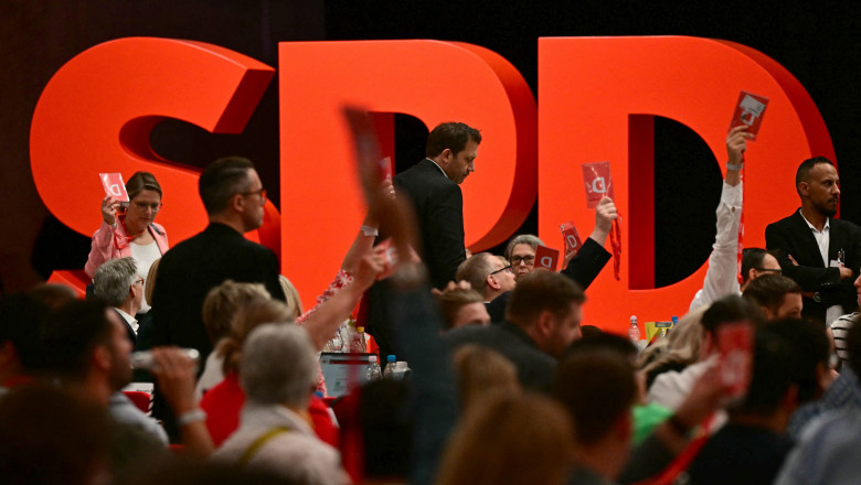 analiza reflexele razboiului rece pozitia fata de rusia ameninta guvernul germaniei manifestul care starneste ingrijorare la berlin 686a59d16bb1f