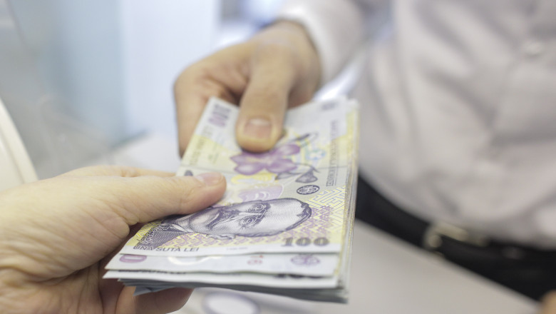 bnr anunta scaderea indicelui robor in functie de care se calculeaza costul creditelor 686f994271f0b