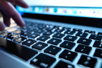 cati romani declara ca au participat recent la actiuni politice pe internet sondaj inscop 687df879a5a1a