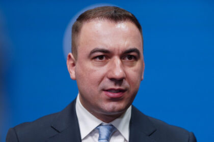 exclusiv 10 bani in plus pentru conducerea unei companii de stat care are si o femeie in management ministru mi s a parut aberant 686753902a44a