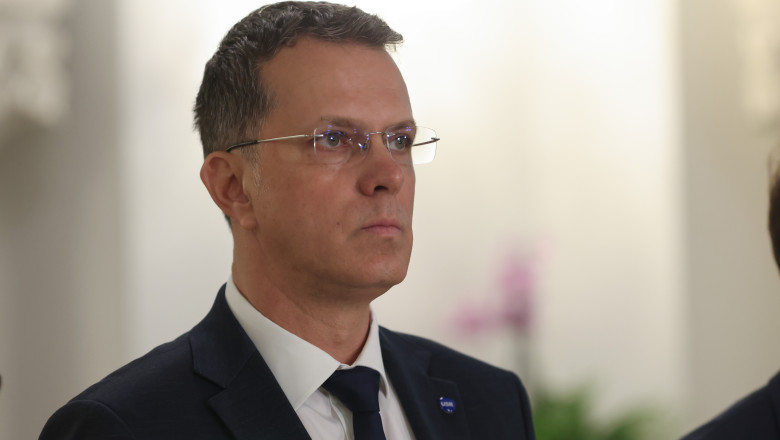 exclusiv ce spune ionut mosteanu despre armata obligatorie in romania ministrul apararii dezvaluie ca el nu a facut serviciul militar 68714ec9b0916