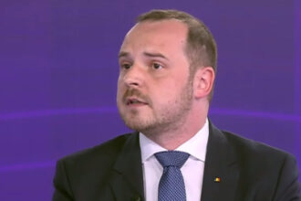 exclusiv ministrul sanatatii exista zeci de medici care au dat concedii medicale intr un numar imposibil de eliberat fizic in 8 ore 6864132c1fd3a