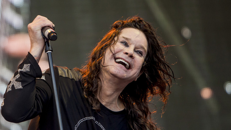 fake news rusesc escroci ucraineni au strans bani pentru inmormantarea lui ozzy osbourne 6884e36c5031b