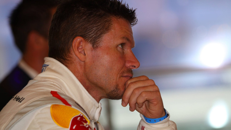 familia prietenii si fanii lui felix baumgartner isi iau adio de la celebrul sportiv mort intr un accident cu parapanta 6887e37bcfe07