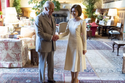 foto maia sandu a fost primita de regele charles la resedinta acestuia din sandringham mesajul transmis de presedinta republicii moldova 688252881304b
