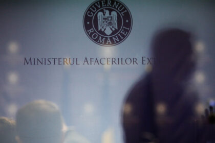 foto tamila cristescu mesaj vulgar la adresa ministrului de externe oana toiu dupa ce a fost concediata din functia de viceconsul in sua 687141019a917