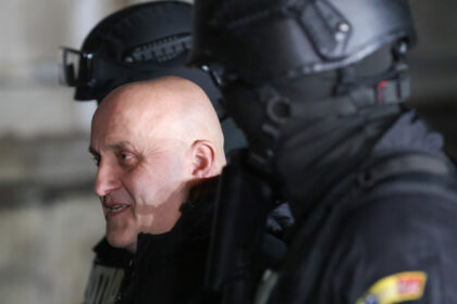 horatiu potra este urmarit penal pentru evaziune delapidare si spalare de bani procurorii i au pus sechestru pe aur si pe conturi 686e32c533d8c