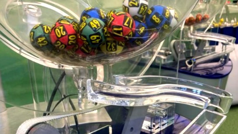 loto 3 iulie 2025 peste doua milioane de euro se pot castiga la 6 49 suma mare in joc si la joker 68662b2465ba7