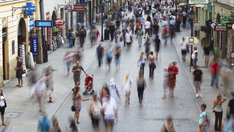 mersul pe jos poate preveni boli grave cati pasi sunt recomandati pe zi pentru a reduce riscurile de sanatate studiu 68890ea49d300