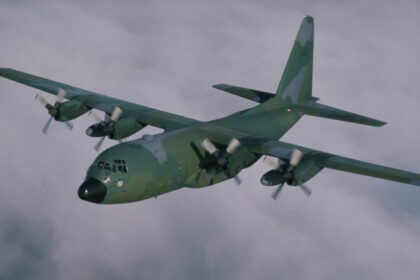 misiune umanitara 12 copii palestinieni si 36 de rude ale acestora evacuati din israel cu un avion al fortelor aeriene romane 688a7e2867021