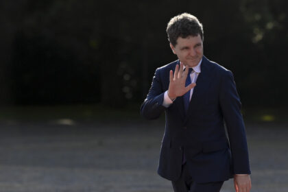 nicusor dan vizita oficiala in germania cu cine se intalneste presedintele romaniei si care sunt temele de discutie 6879e434d3683