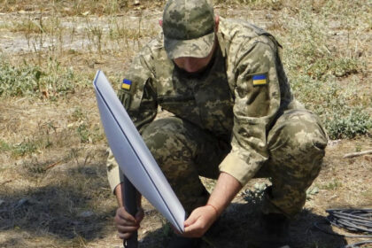 o contraofensiva ucraineana din 2022 a fost zadarnicita de interventia lui elon musk miliardarul a oprit serviciile starlink pe front 6883922d4f7b6