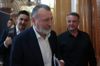 paul stanescu il ataca pe ilie bolojan si ameninta coalitia trebuie sa decidem urgent daca mai ramanem la guvernare 687e0f4739a0e