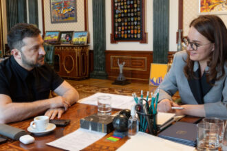 remaniere majora la kiev zelenski a numit un nou premier cine va conduce executivul ucrainean 687536772ca97