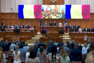 reportaj cum s a vazut din parlament motiunea impotriva guvernului alesii cu aer de vacanta ce misto fac beculetele alea 687544732c258