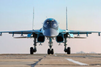 rusii confirma pierderea unui avion su 34 folosit intensiv in ucraina pentru lansarea de bombe ghidate 68640ea3aaf39