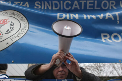 sindicalistii din educatie fac apel la nicusor dan masurile de eficientizare luate de guvern pot avea un cost mult mai mare 68836f8e4d066