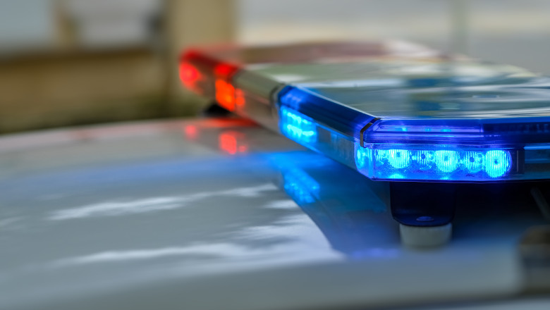 tanar dat in urmarire nationala prins in targoviste de un politist aflat in timpul liber barbatul este cercetat in 10 dosare penale 686a989a3f69a