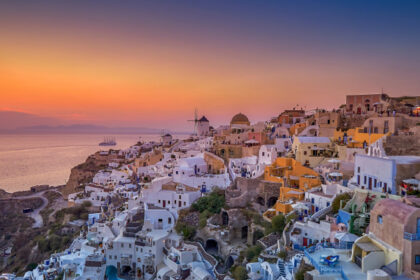 taxa de 20 de euro pentru pasagerii navelor de croaziera care acosteaza la insulele grecesti mykonos si santorini 68732febac179