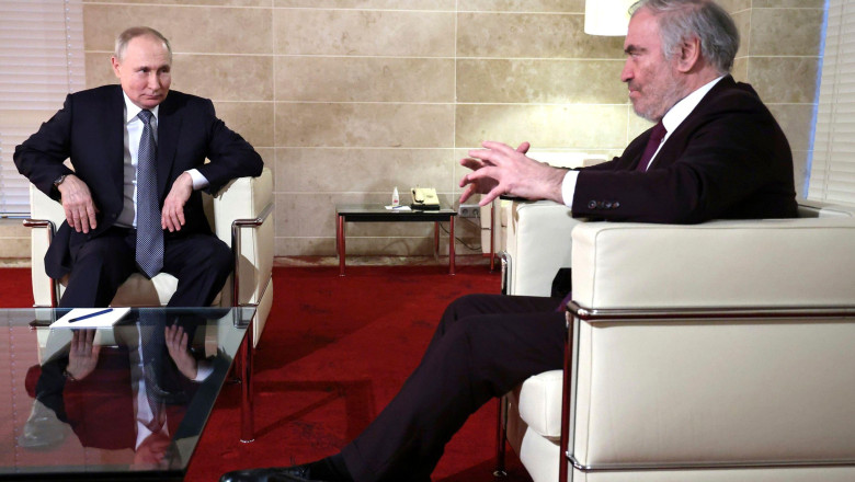 un cadou pentru dictator revolta publica a dus la anularea unui concert sustinut de un dirijor rus apropiat de putin in italia 687e4d7f15ed4