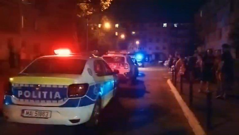 video crima violenta intr un bloc din brasov un barbat si a injunghiat vecinul pentru ca nu il suporta suspectul a fost retinut 6867bf7748248