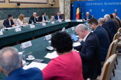 video ilie bolojan a discutat din nou cu alesii locali despre reforma administratiei ce le a transmis functionarilor din primarii 687e4c9f31196