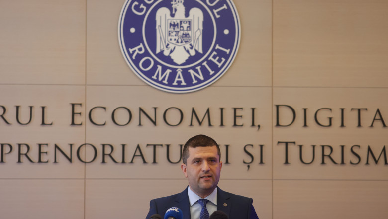 video ministrul economiei vreo 200 de companii de stat sunt mufa principala a combinatiilor politicului ma mir cum tara mai sta in picioare 687fe62146503